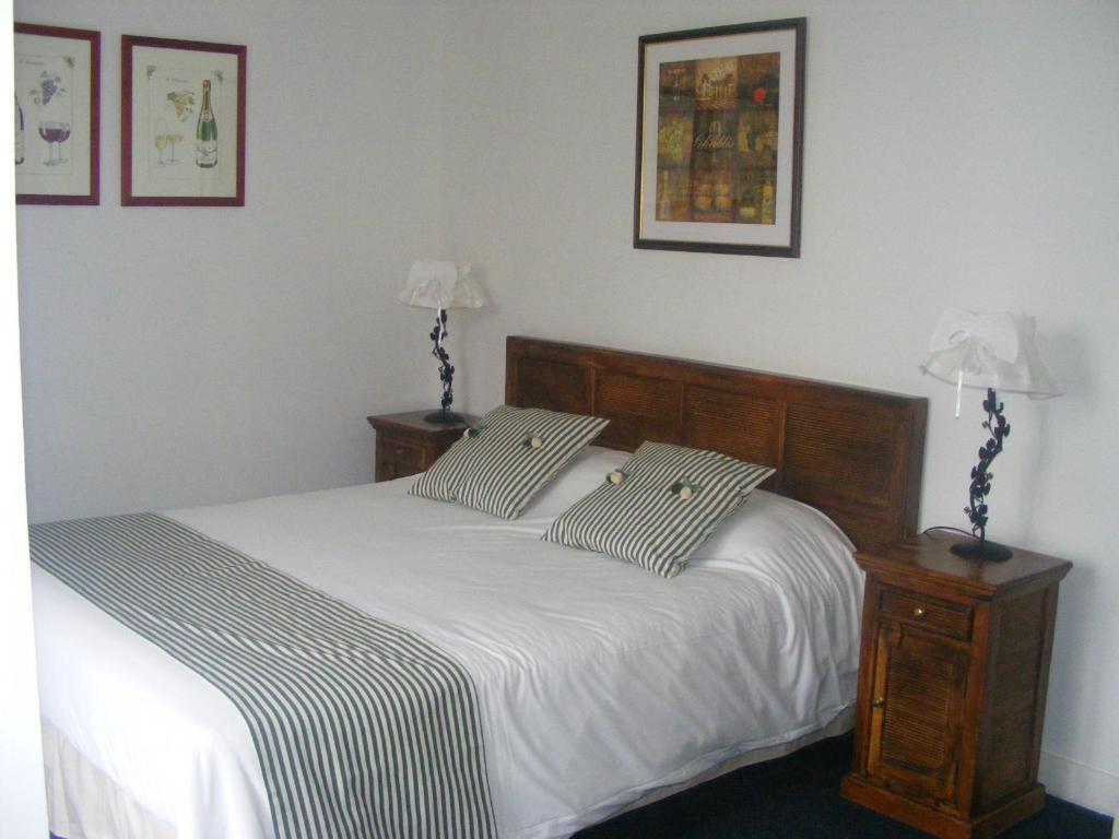 Hotel-Restaurant Cote Rivage Badefols-sur-Dordogne Zimmer foto