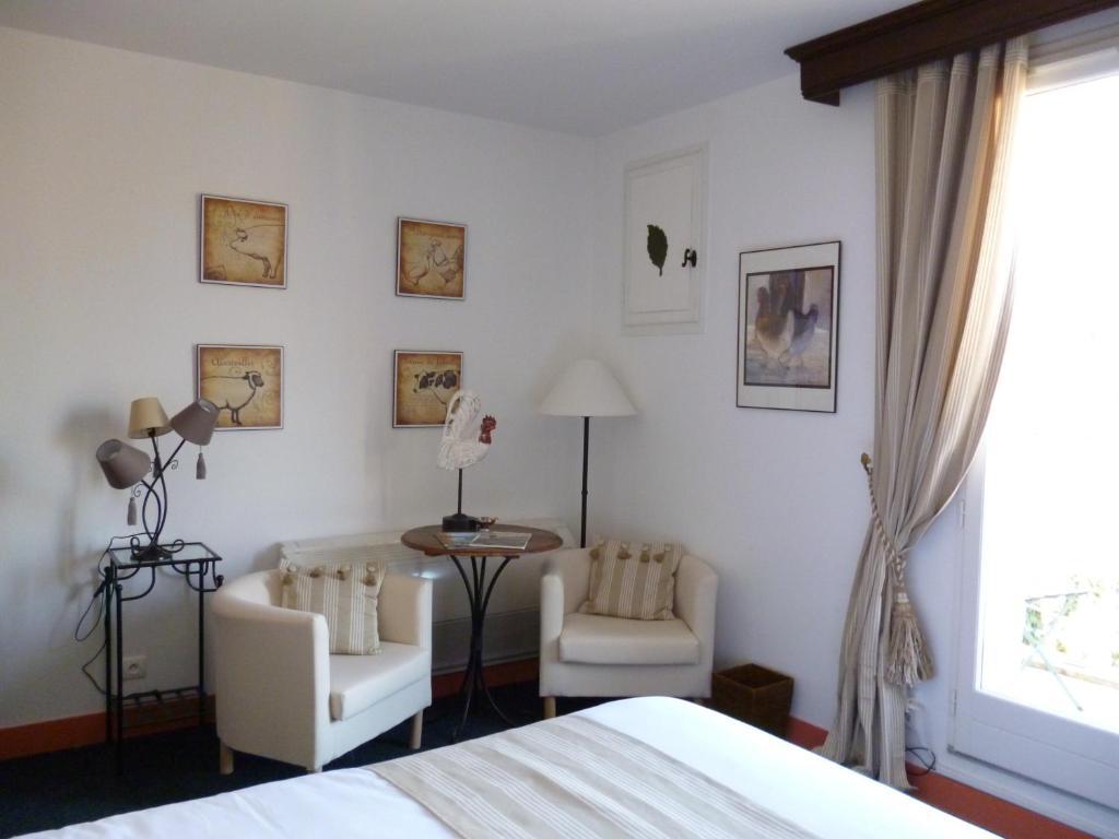 Hotel-Restaurant Cote Rivage Badefols-sur-Dordogne Zimmer foto