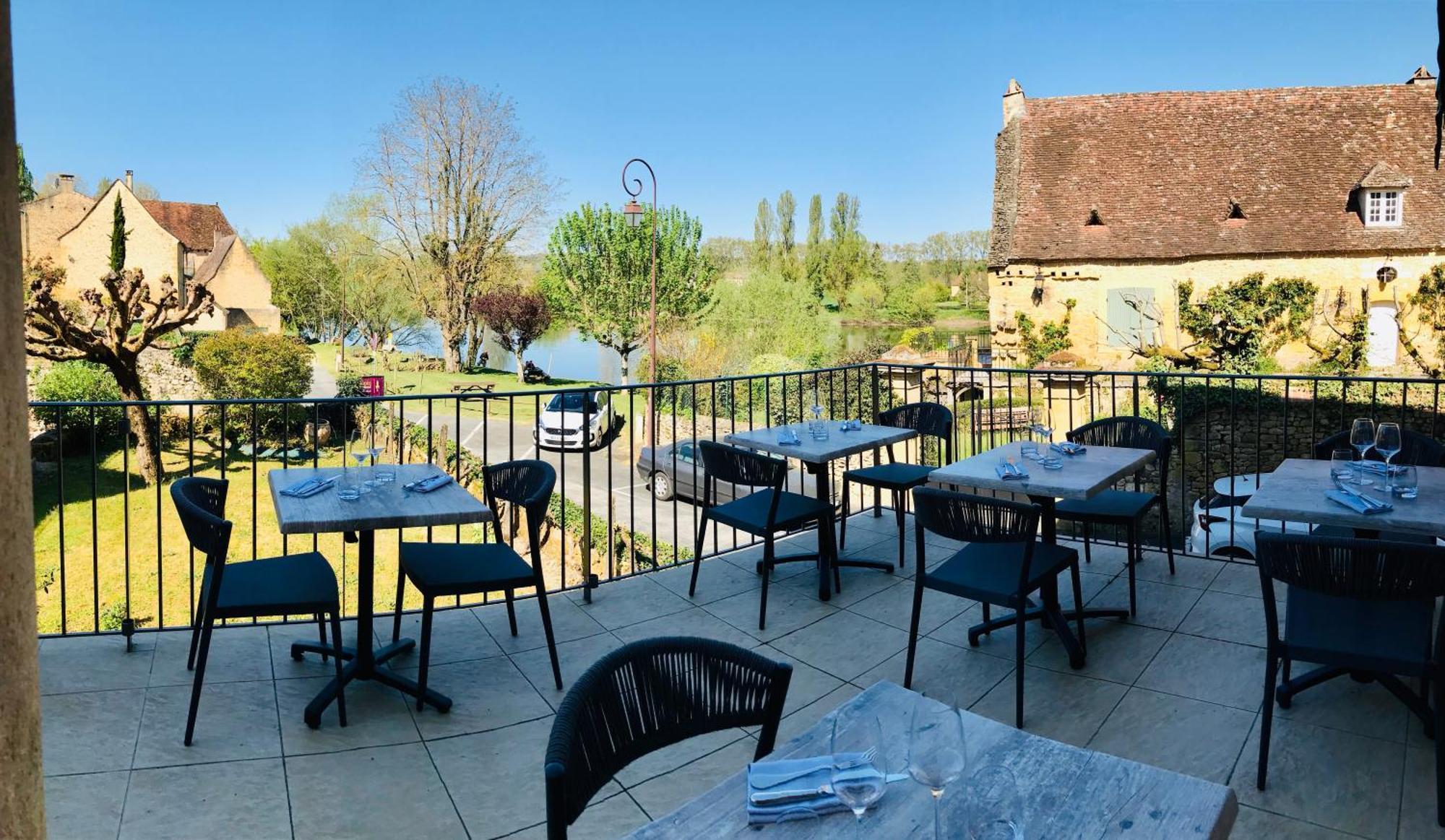 Hotel-Restaurant Cote Rivage Badefols-sur-Dordogne Exterior foto
