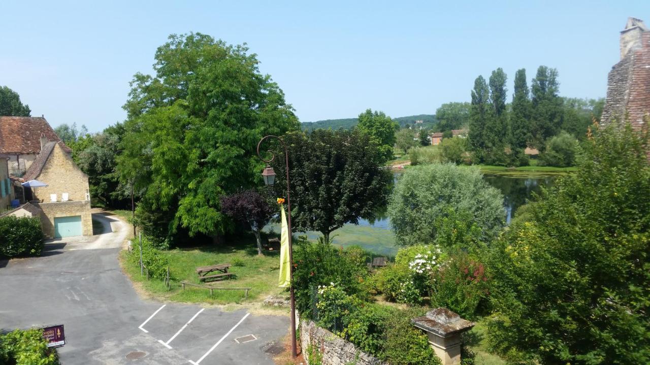 Hotel-Restaurant Cote Rivage Badefols-sur-Dordogne Exterior foto