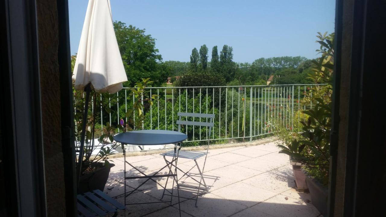 Hotel-Restaurant Cote Rivage Badefols-sur-Dordogne Exterior foto